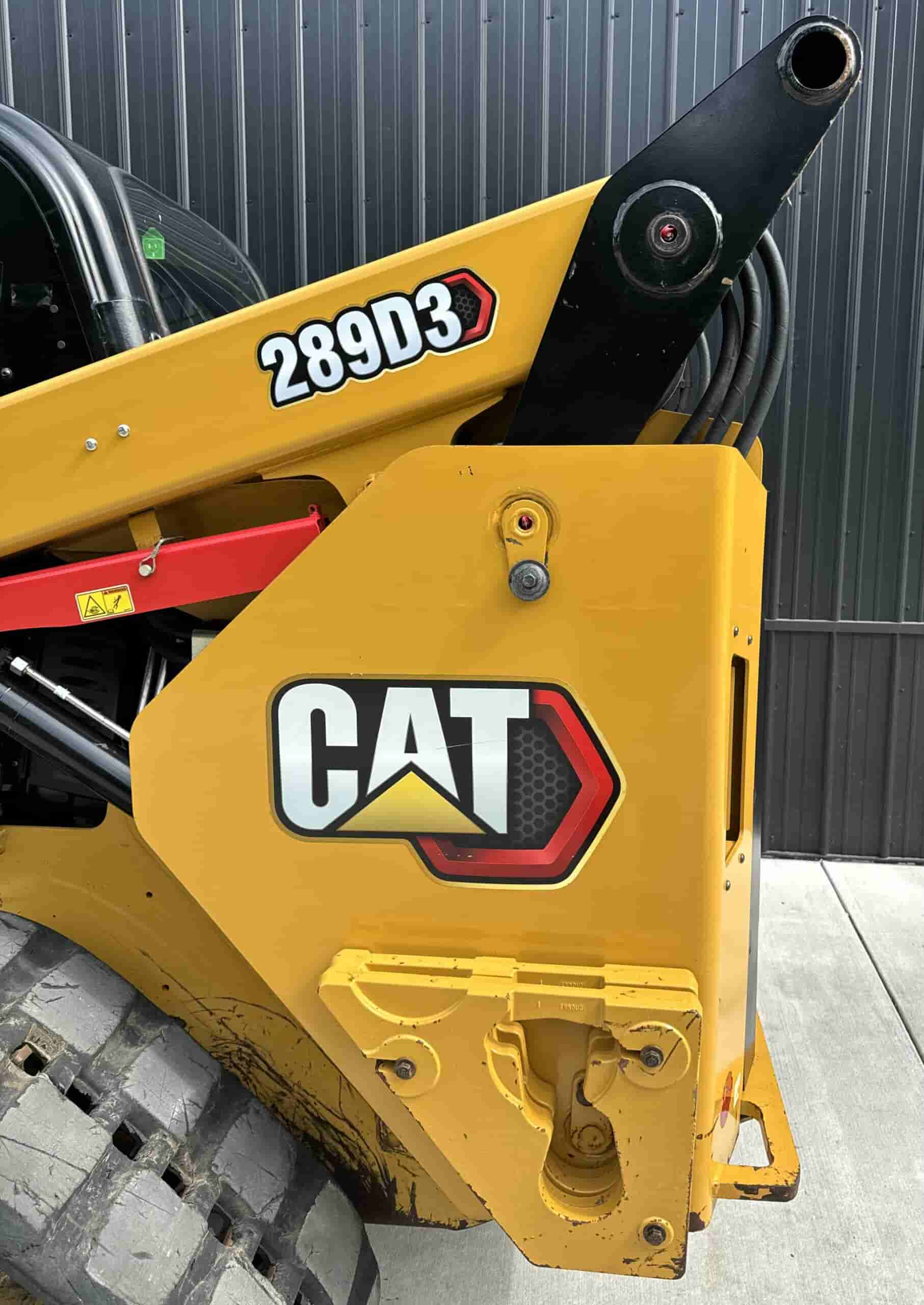 2020 CAT 289D3
